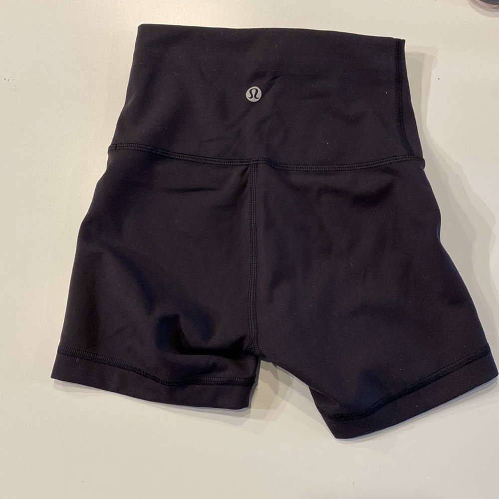 wunder train shorts